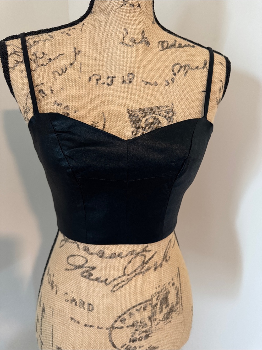Black Women's Satin Sweetheart Crop Top